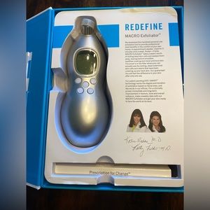 Rodan and Fields Redefine Macro Exfoliator